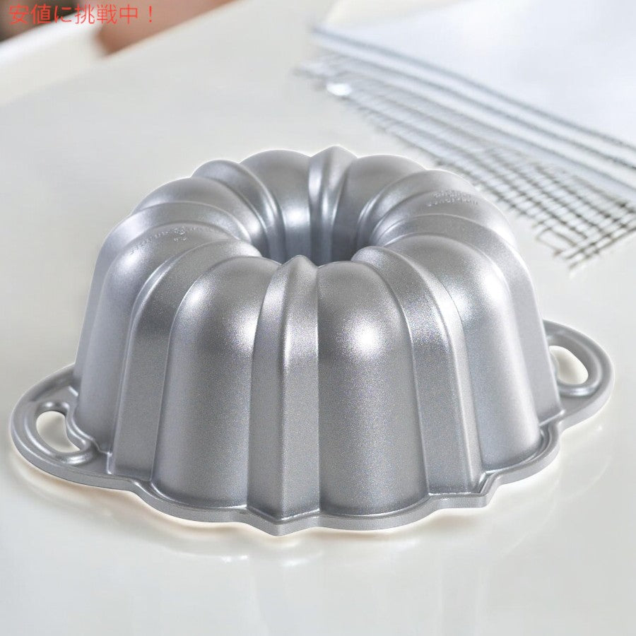 ノルディックウェア Nordic Ware プラチナコレクション バントパン バントケーキ型 [カラーは選べません] [51237] Platinum Collection Bundt Pan, 6-Cup 2